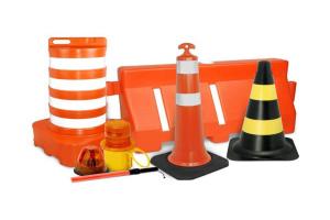 Cones e sinalização